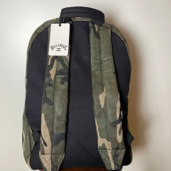 BILLABONG • CAMOUFLAGE • BACKPACK • NWT - Picture 2 of 6